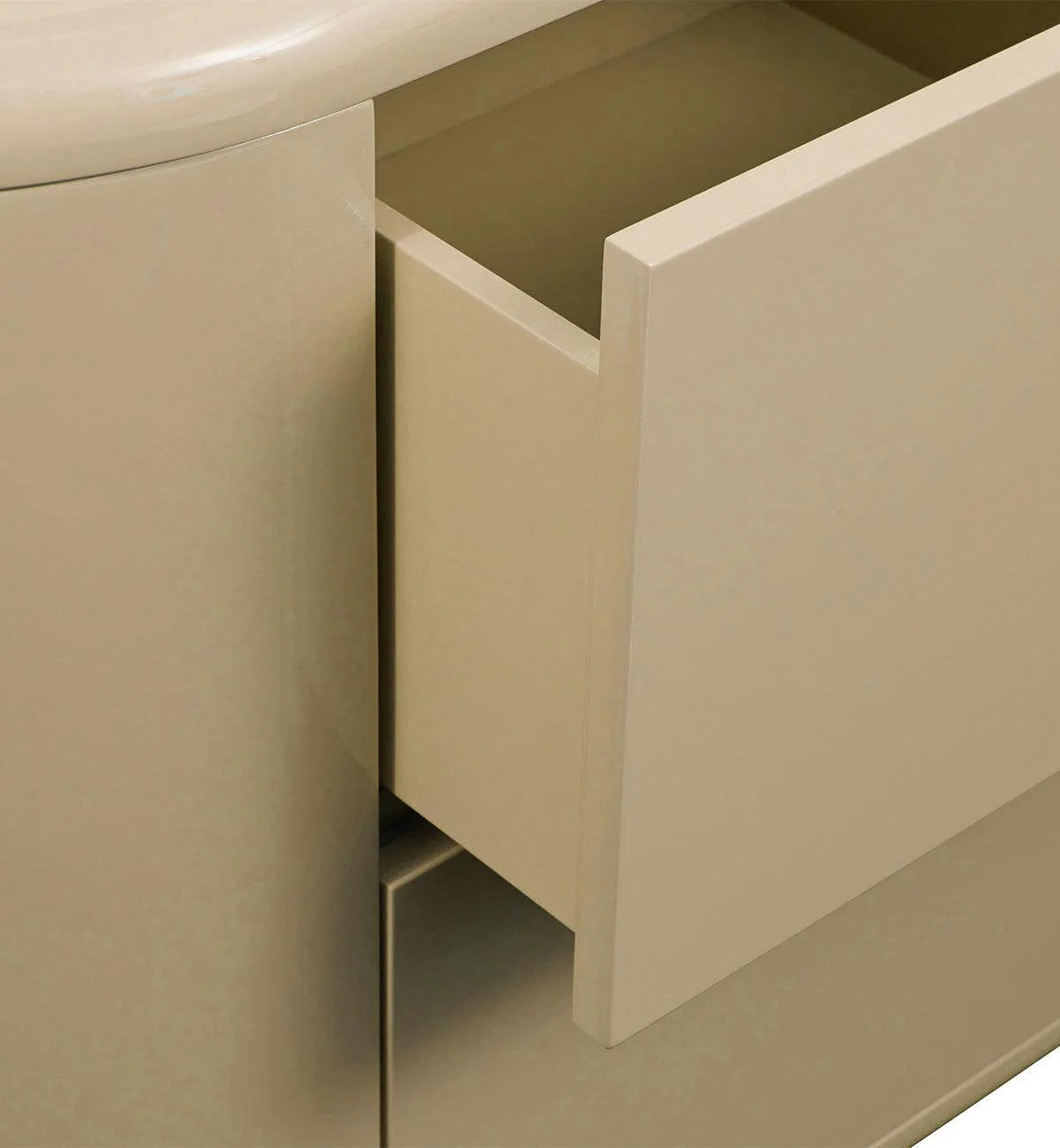 Apollo Glossy 4-Drawer Commode in Croissant - Image 5