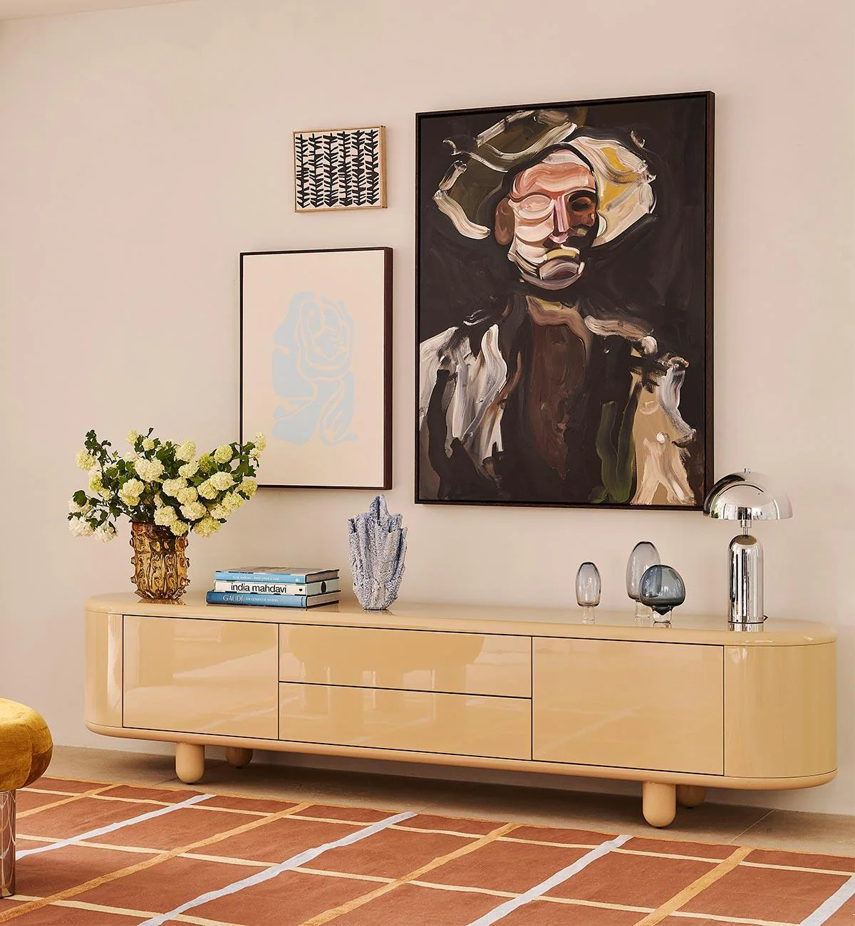 Apollo Glossy Entertainment Unit in Croissant - Image 2