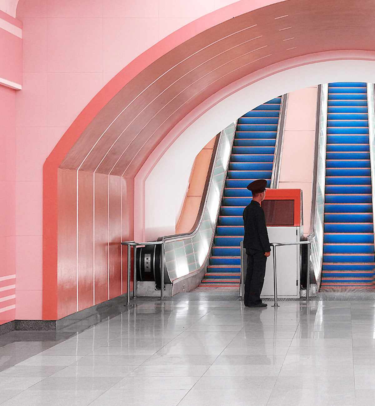 Dave Kulesza - Pyongyang Metro #1 - Image 3