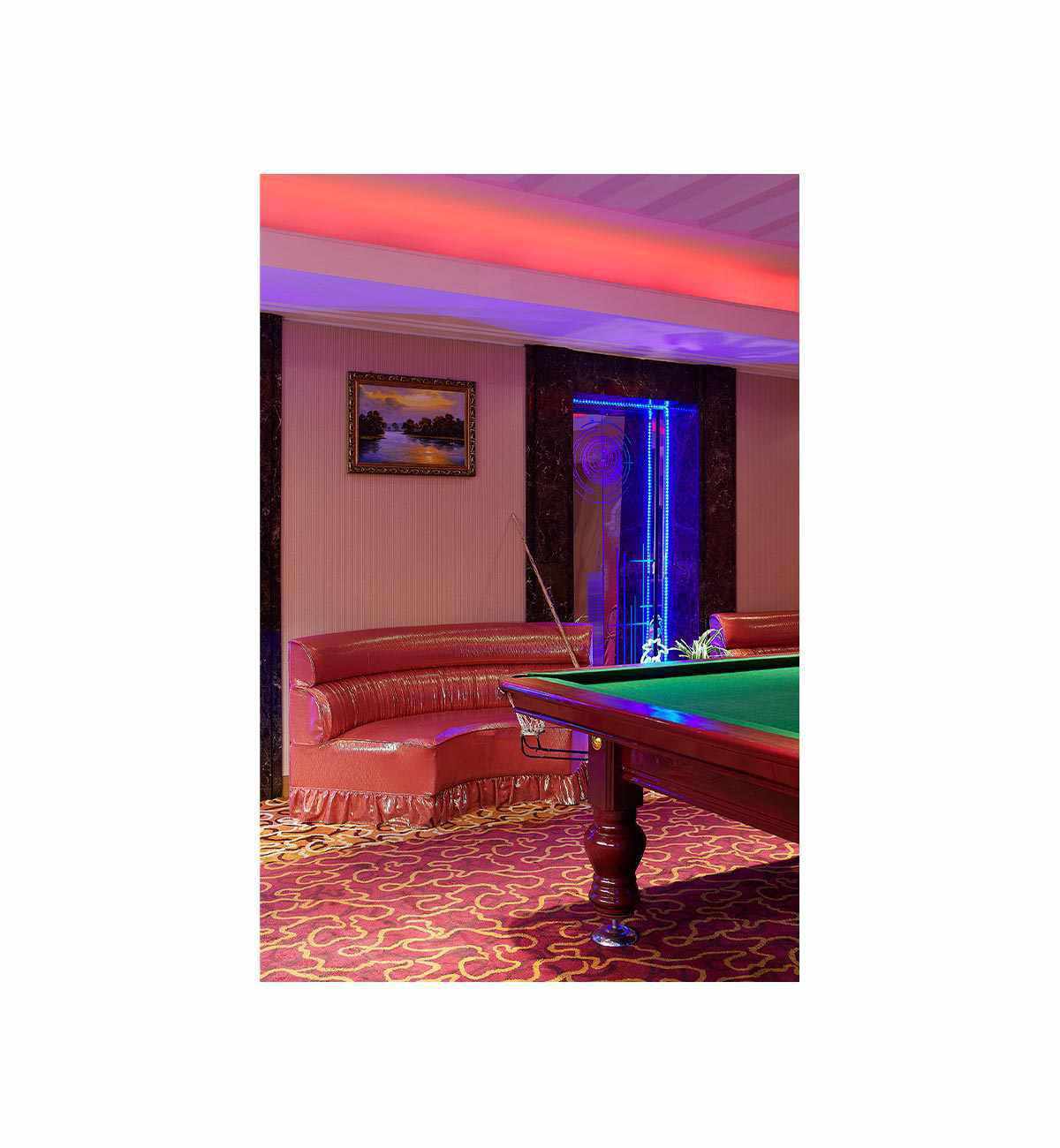 Dave Kulesza - Sosan Hotel Bar