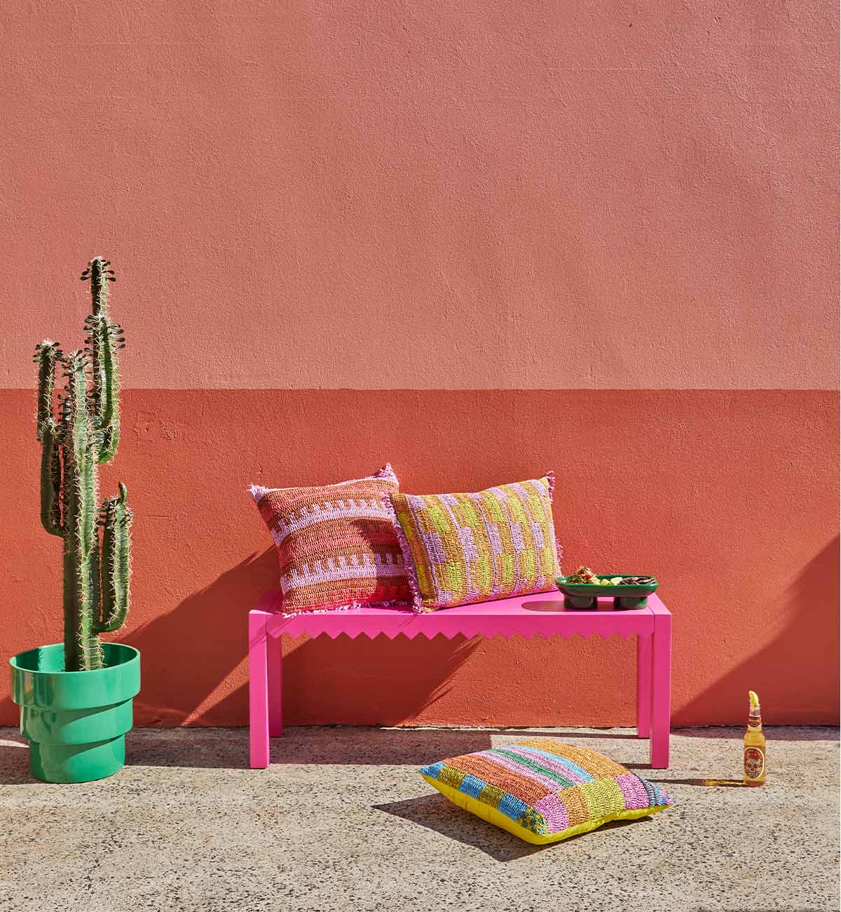 Jagger Bench in Fuchsia - Image 2