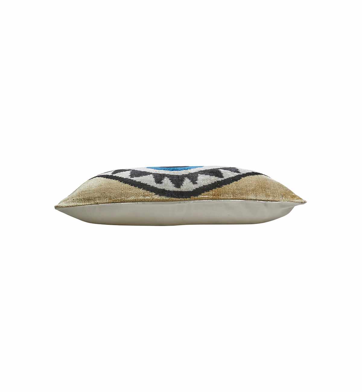 Zulta Cushion In Big Eye - Image 3