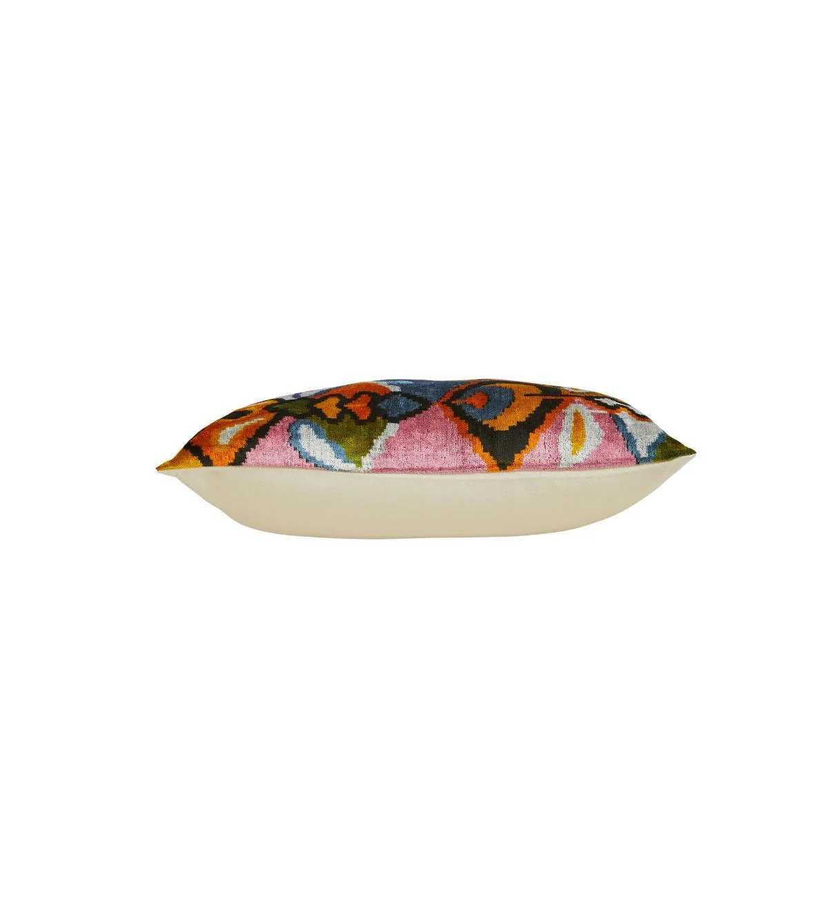 Zulta Cushion In Spring Season - Image 2